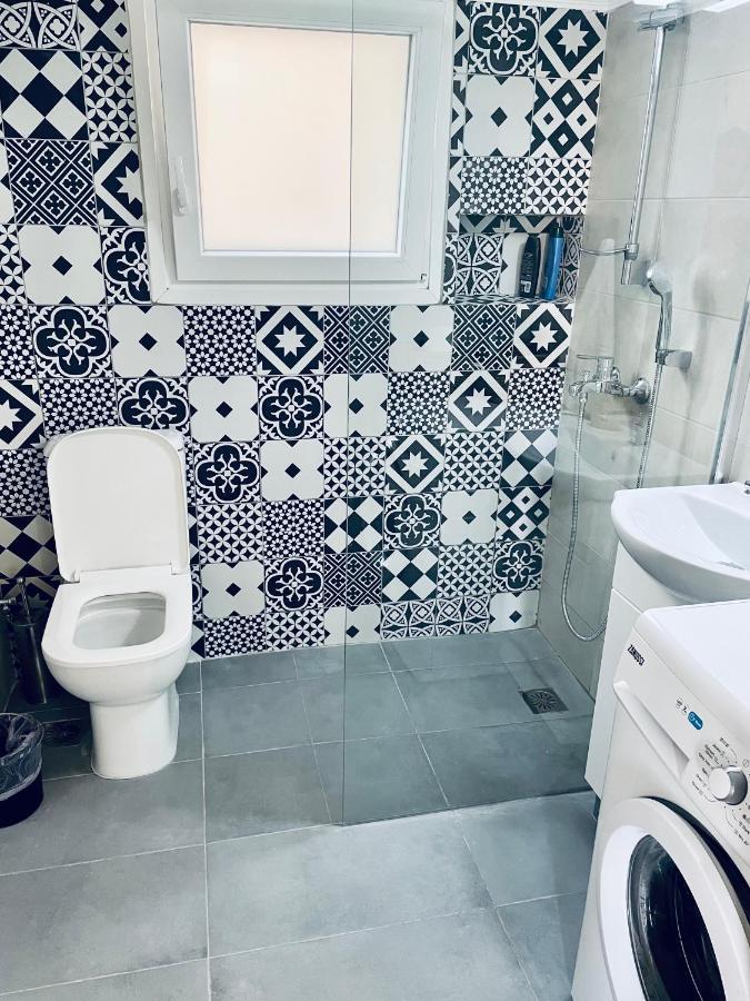 70M2 Apartment 4 Mins From Athens Central Station! Kültér fotó